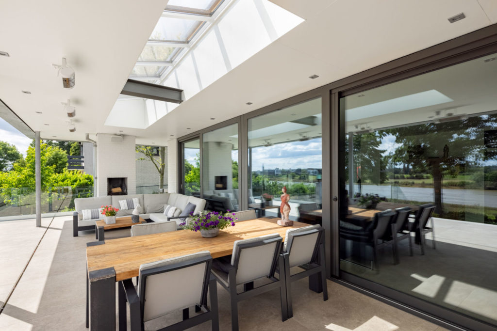 Aluminium schuifpuien woning Venlo